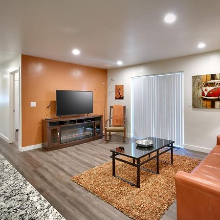 2A Relaxing Redcliff Condo Моуаб Екстериор снимка